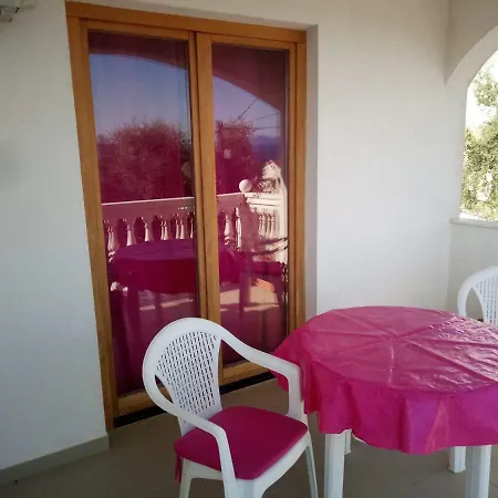 Maris Apartman
